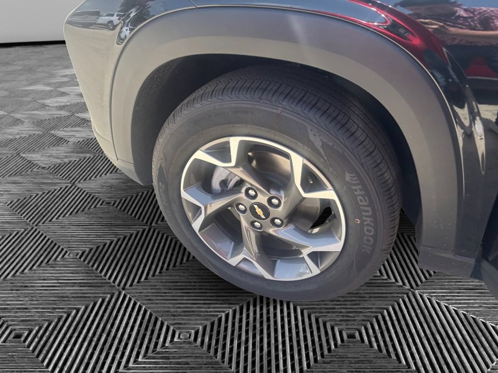 2026 Chevrolet Trax LT - Photo 14