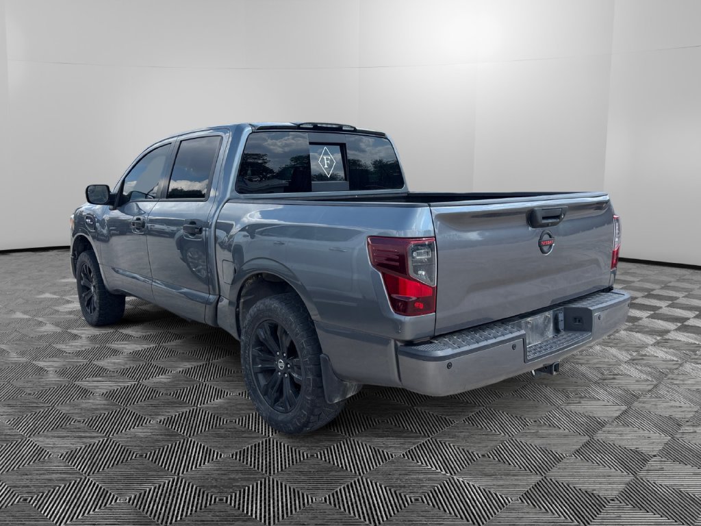 Used 2017 Nissan Titan SV with VIN 1N6AA1E68HN543080 for sale in Luling, TX