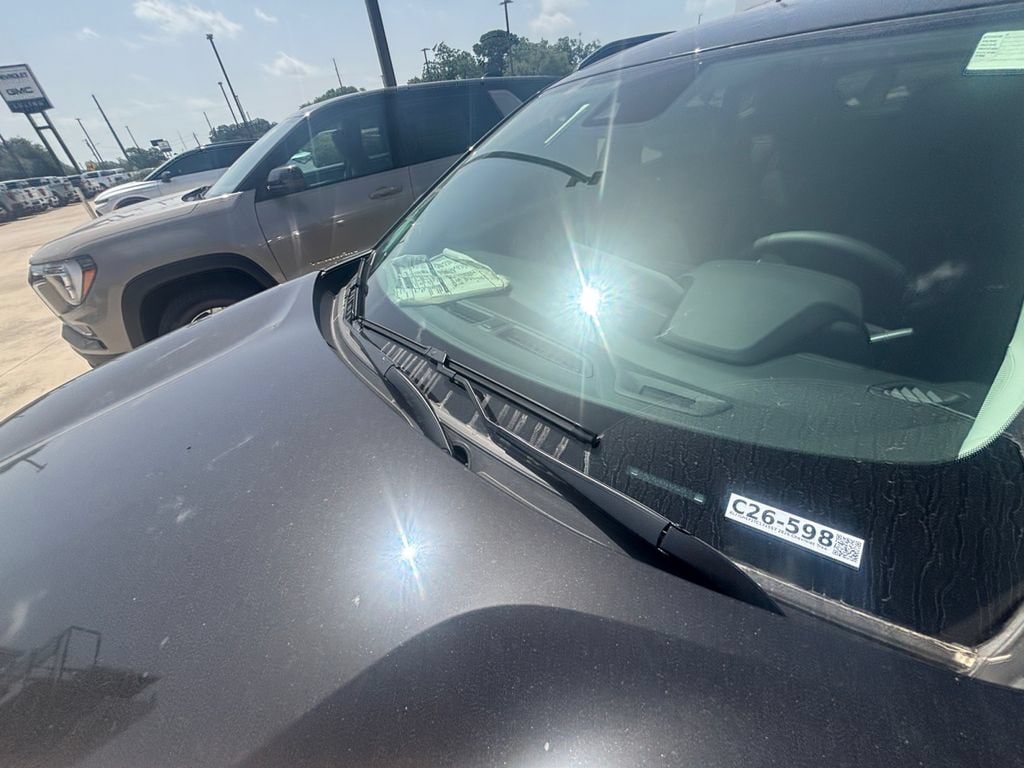 2026 Chevrolet Trax LT - Photo 35