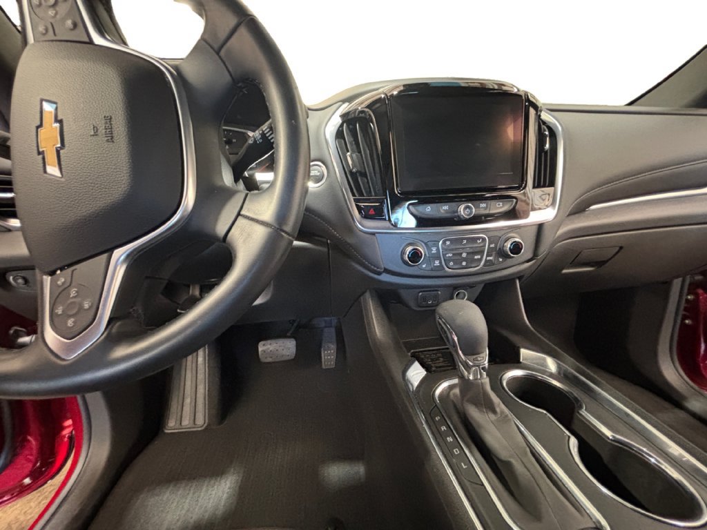 Used 2024 Chevrolet Traverse Limited LT Cloth SUV