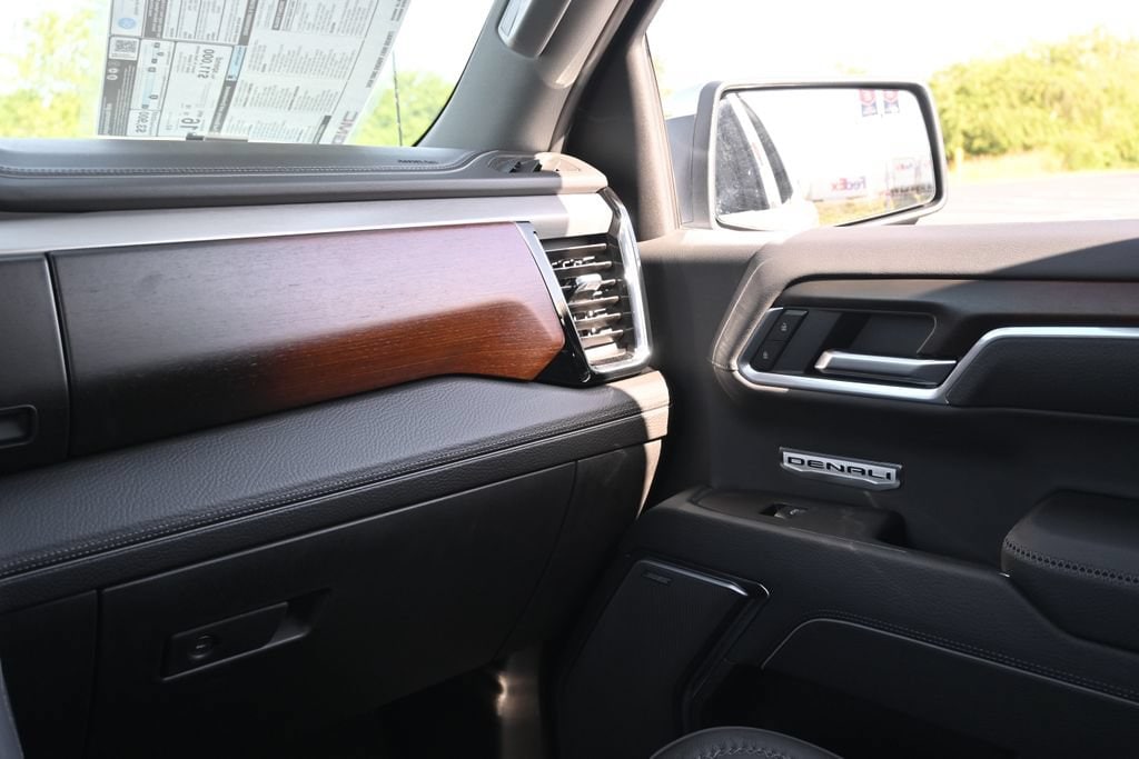 2026 GMC Sierra 1500 Denali - Photo 8