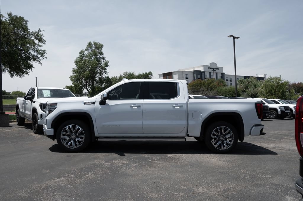 2026 GMC Sierra 1500 Denali - Photo 4
