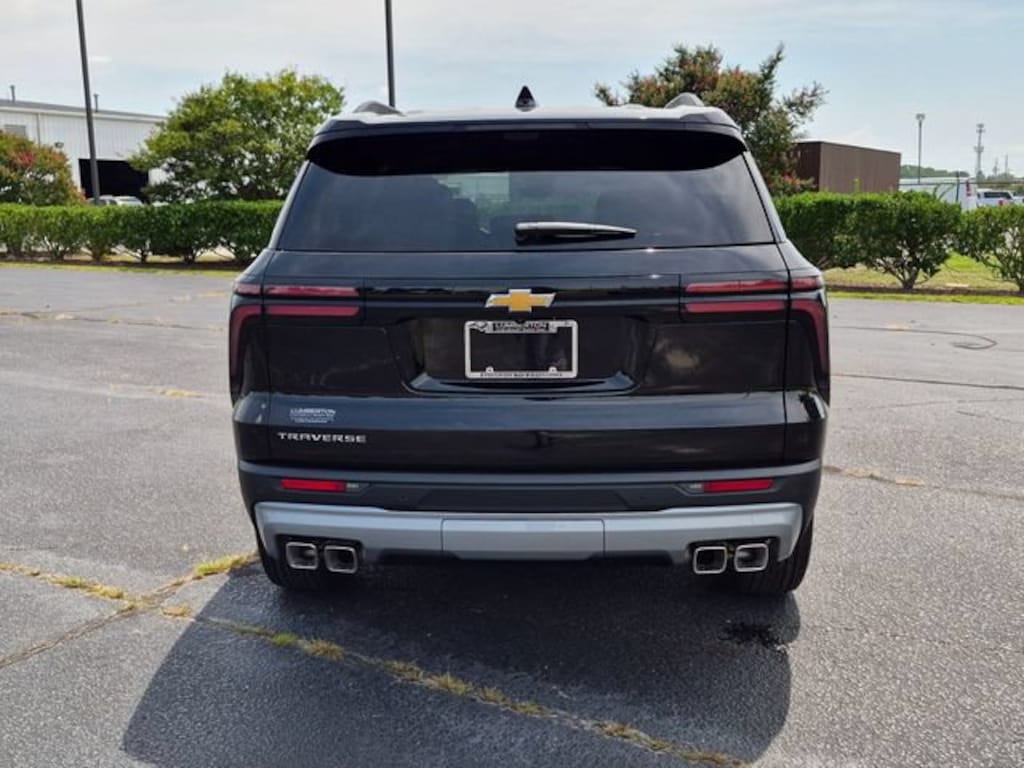 New 2026 Chevrolet Traverse LT SUV
