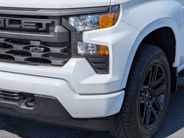 2026 Chevrolet Silverado 1500 Custom - Photo 9
