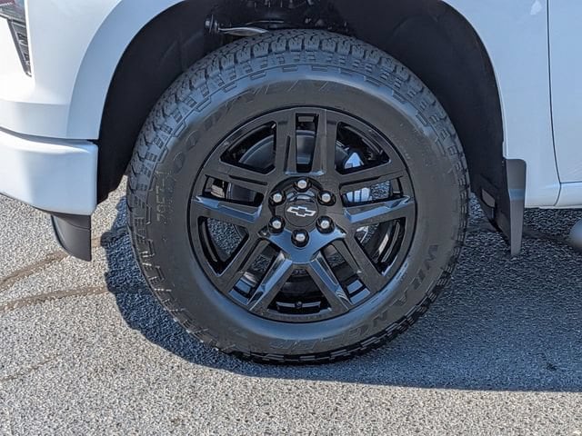 2026 Chevrolet Silverado 1500 Custom - Photo 10
