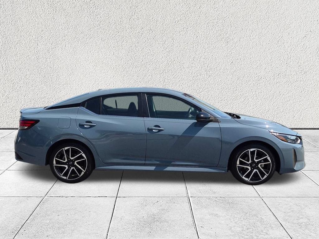 Used 2025 Nissan Sentra SR Sedan