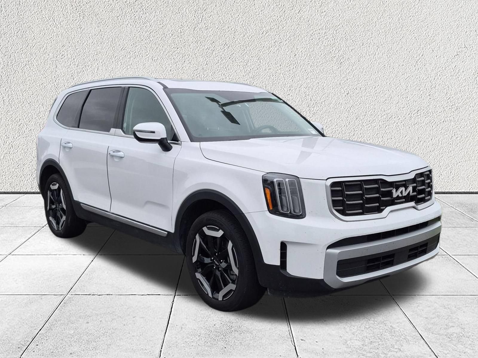 Certified 2025 Kia Telluride S SUV