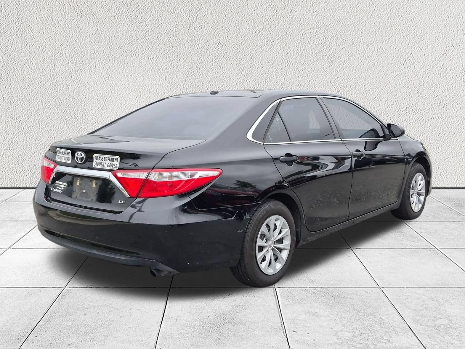 Used 2016 Toyota Camry LE Sedan