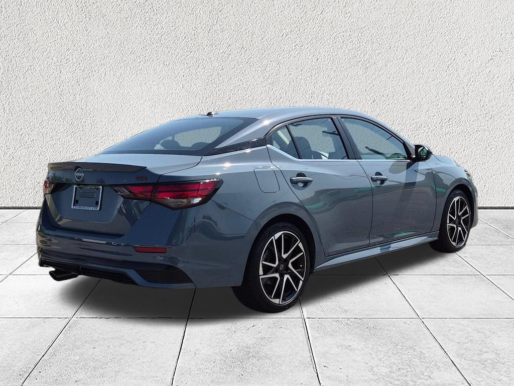 Used 2025 Nissan Sentra SR Sedan