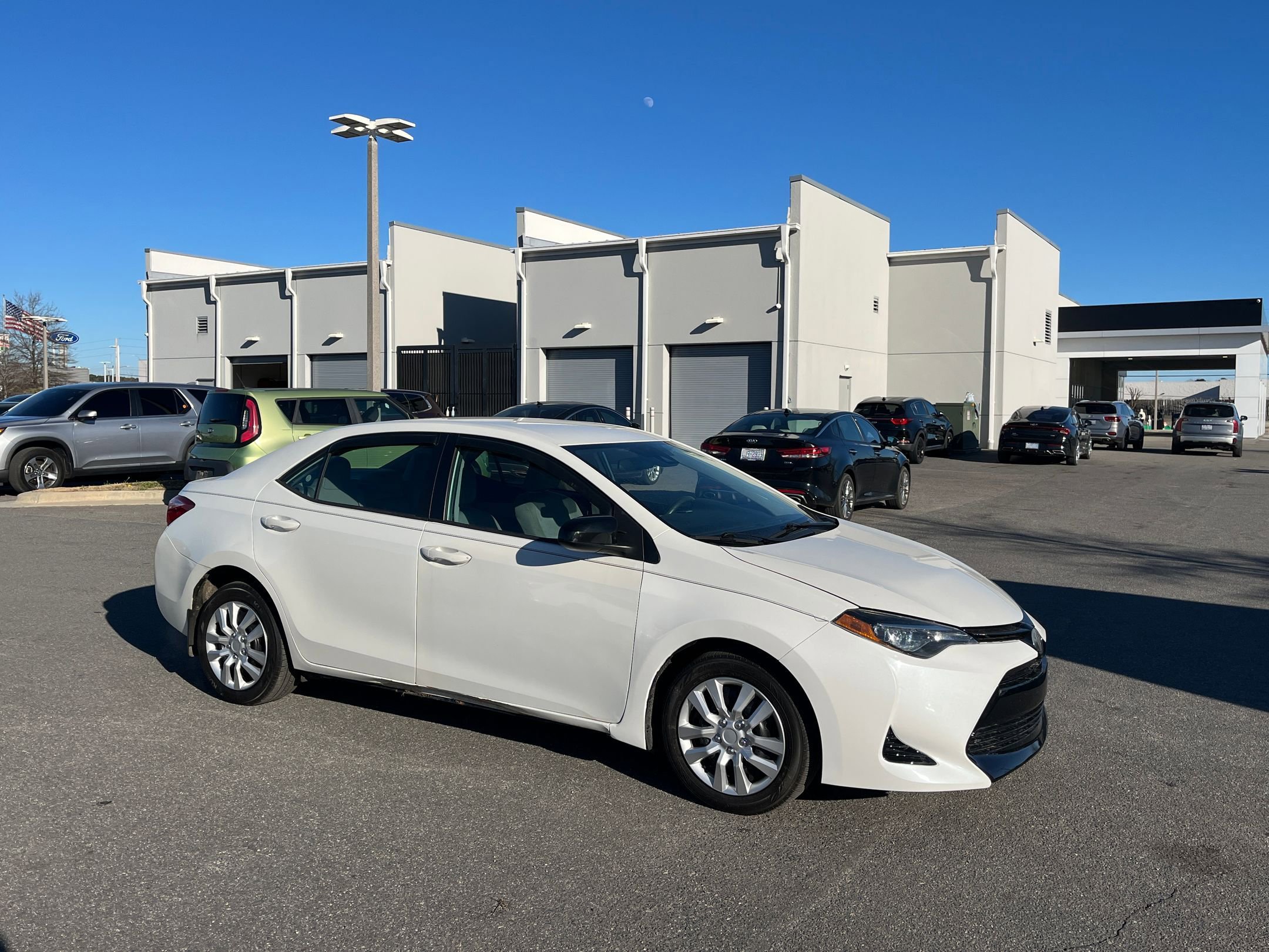 Used 2018 Toyota Corolla LE Sedan