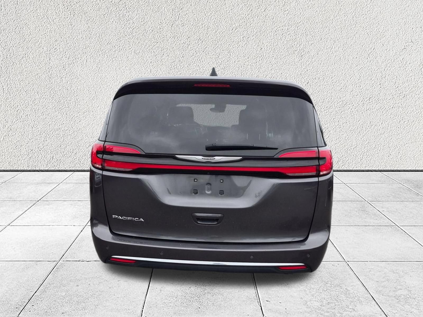 Used 2023 Chrysler Pacifica Touring L Van Passenger Van
