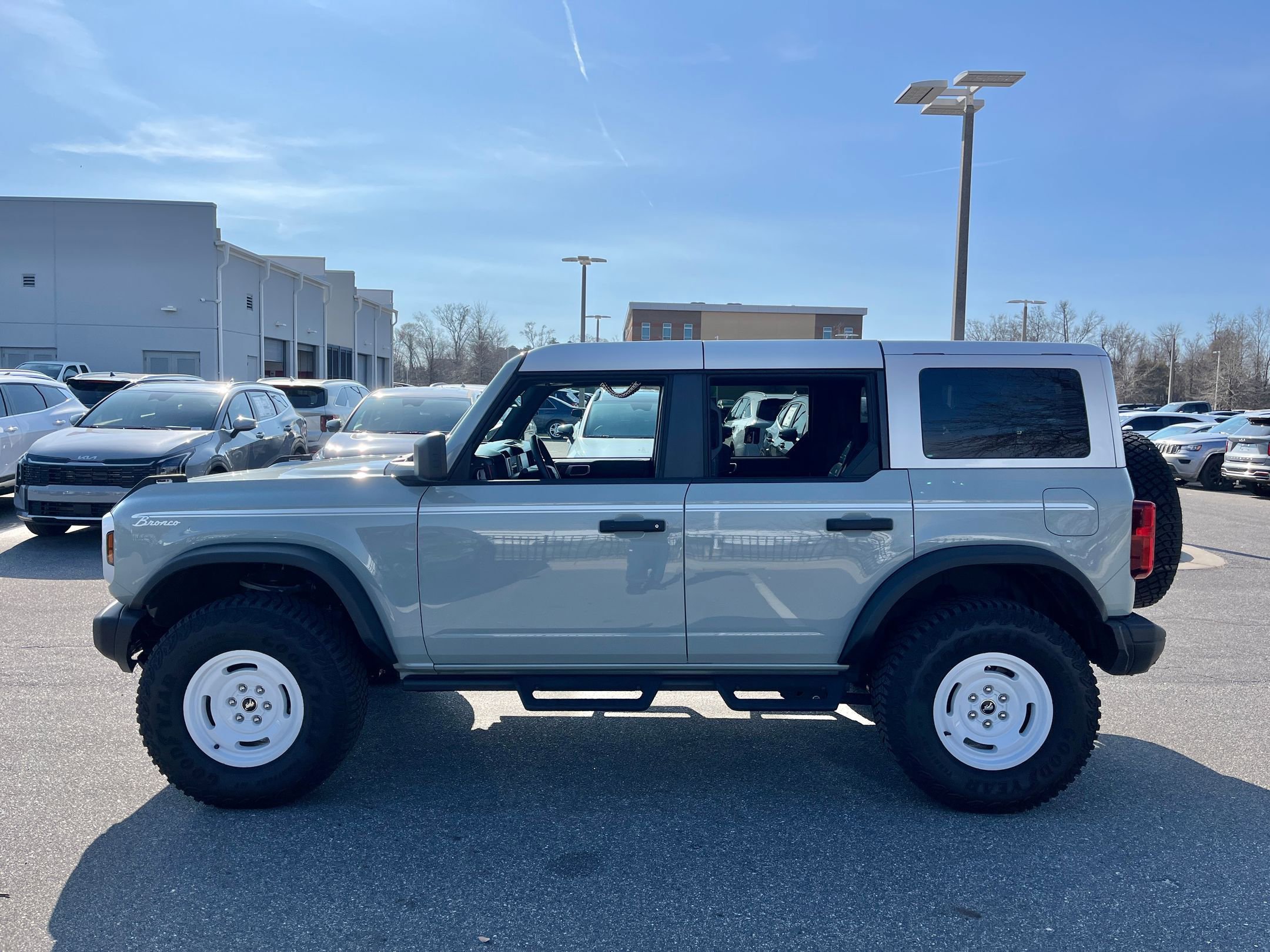 Used 2024 Ford Bronco Heritage Edition SUV