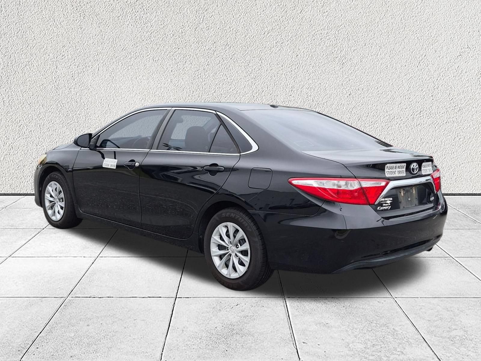 Used 2016 Toyota Camry LE Sedan