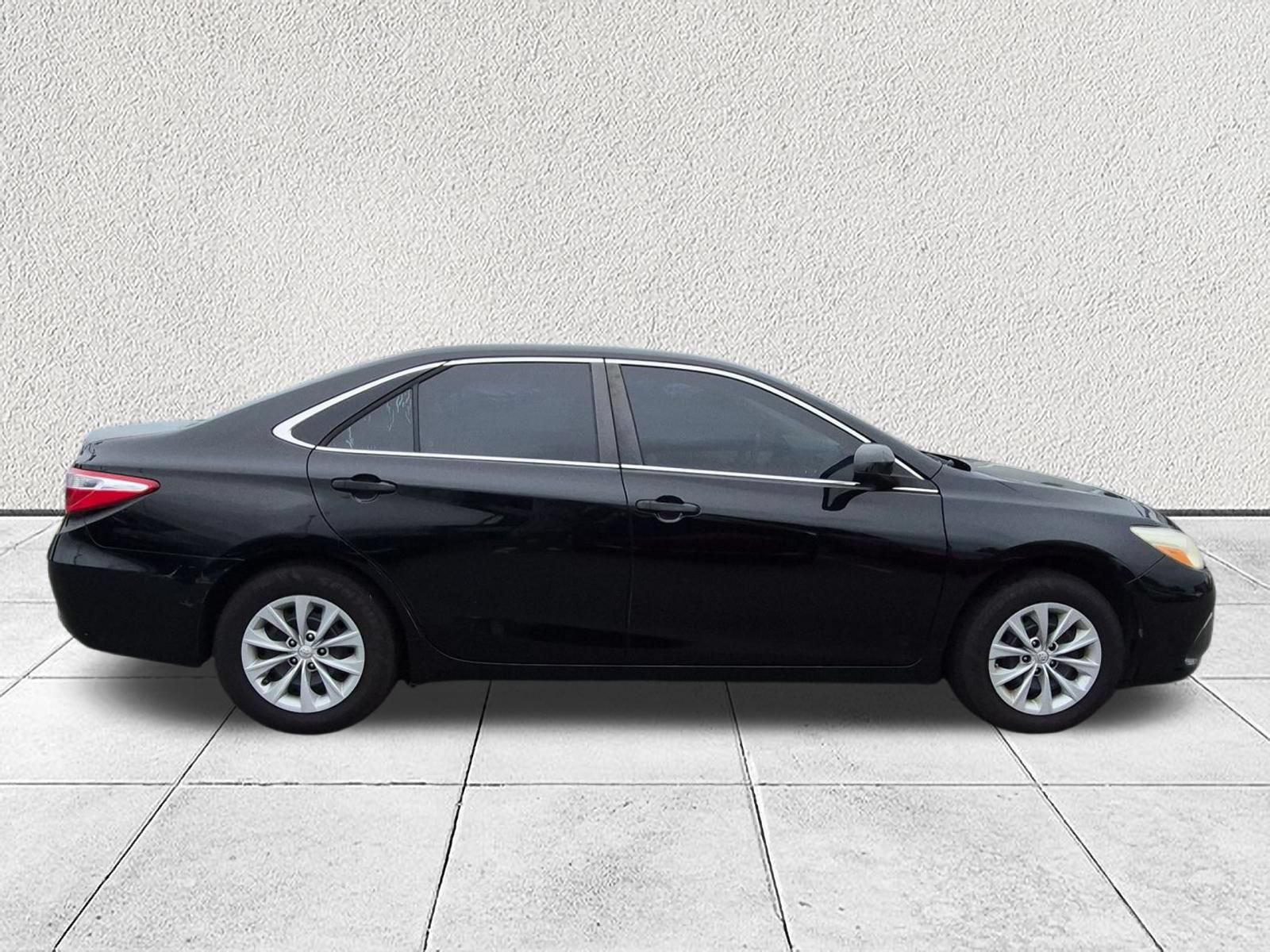 Used 2016 Toyota Camry LE Sedan