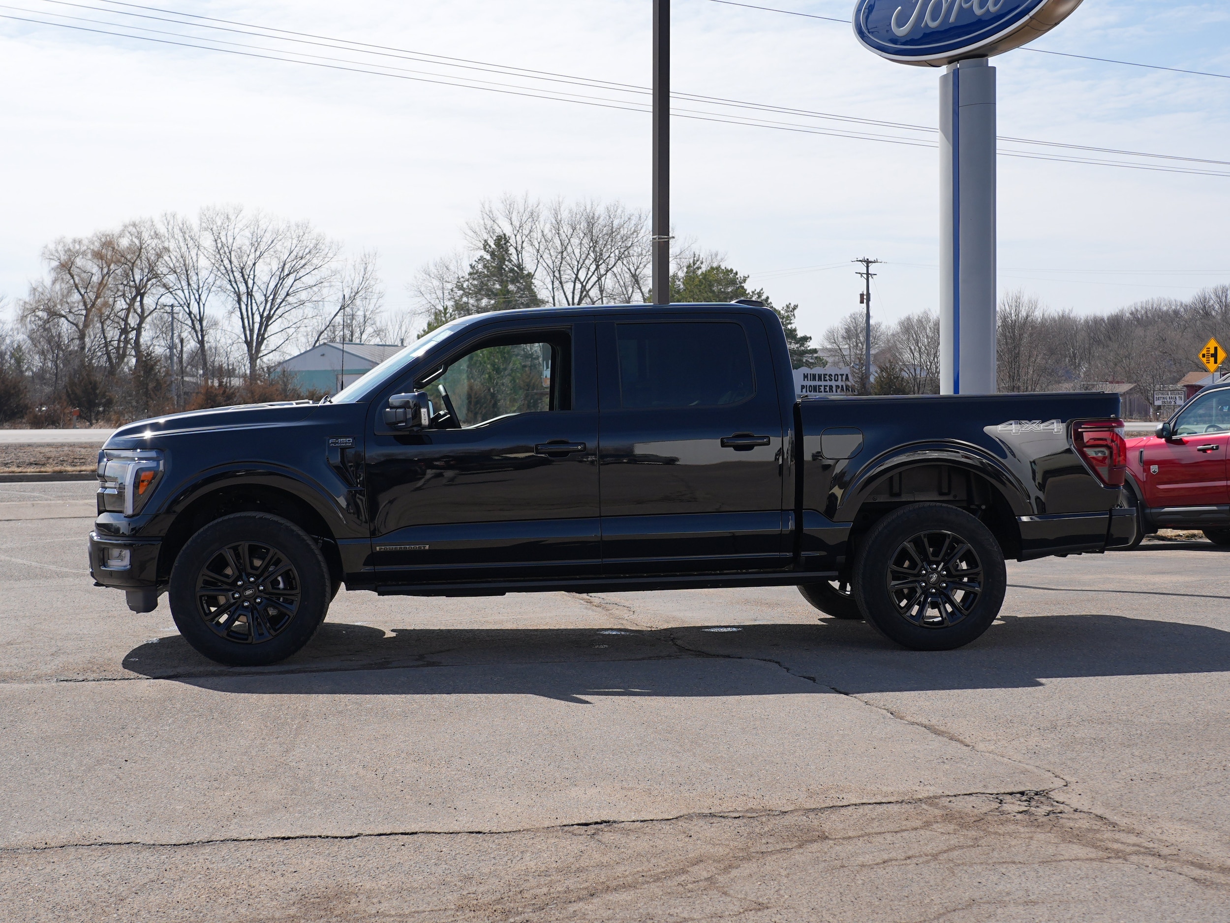 2025 Ford F-150 Platinum - Photo 7