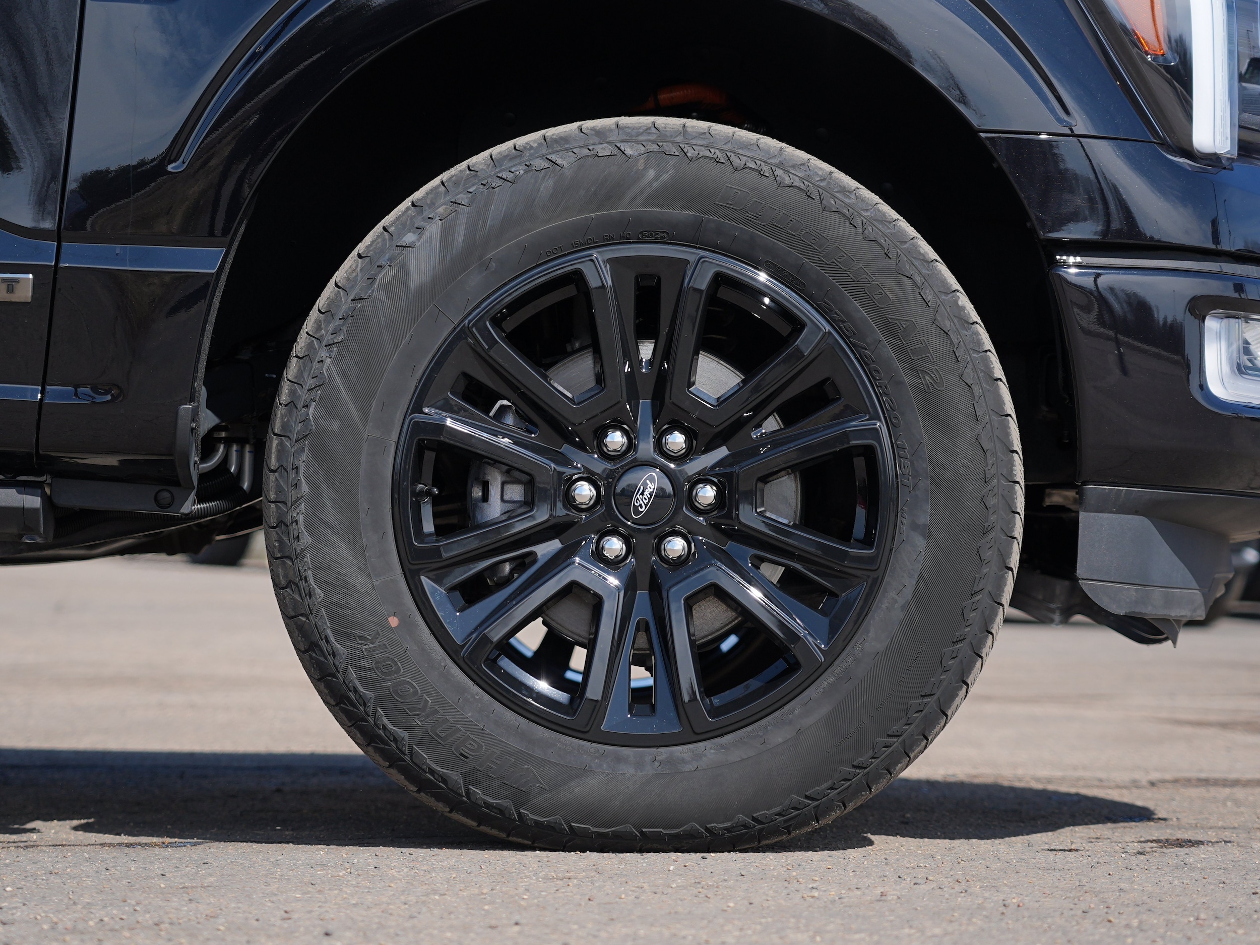 2025 Ford F-150 Platinum - Photo 15