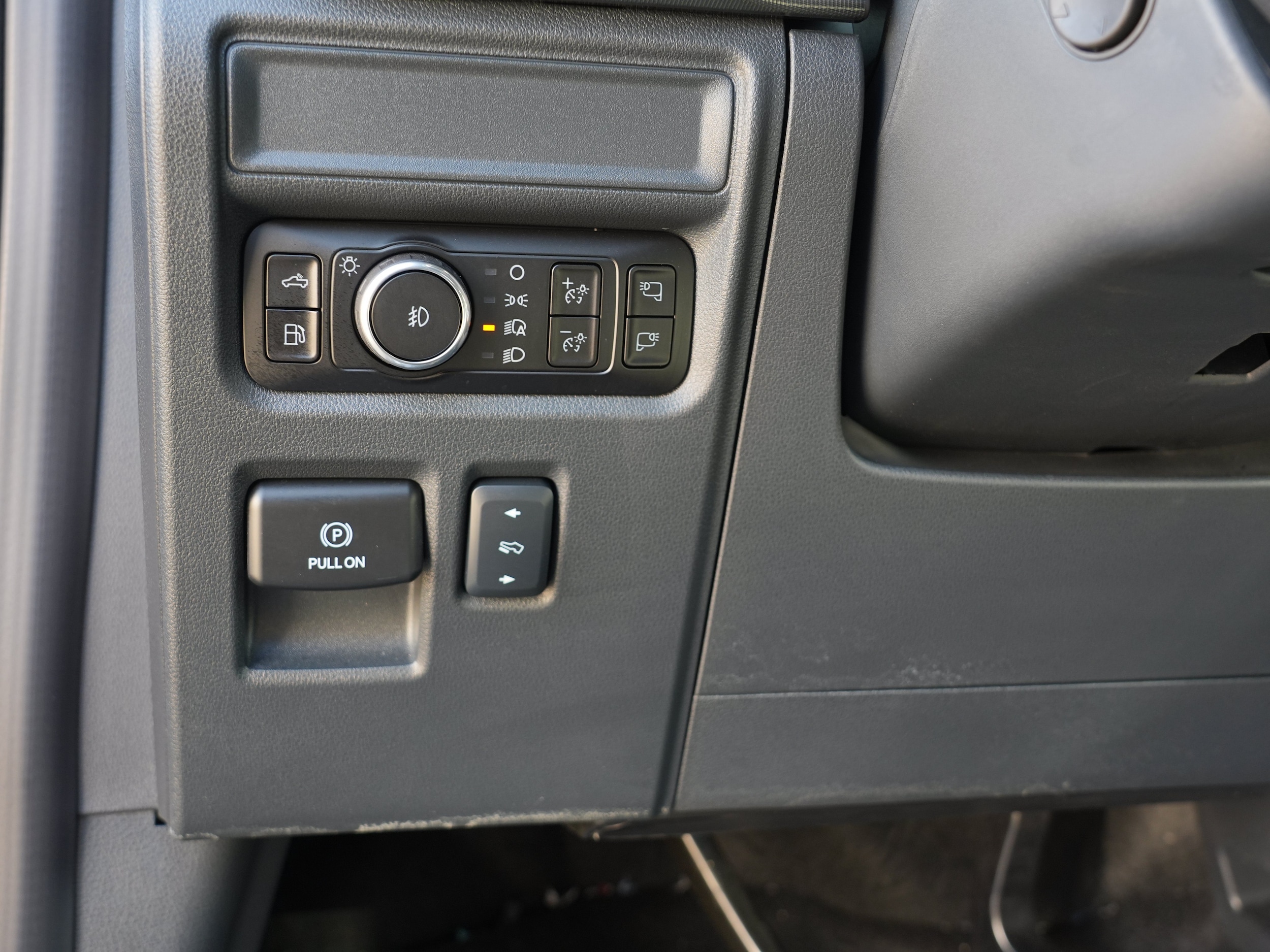 2025 Ford F-150 Platinum - Photo 21
