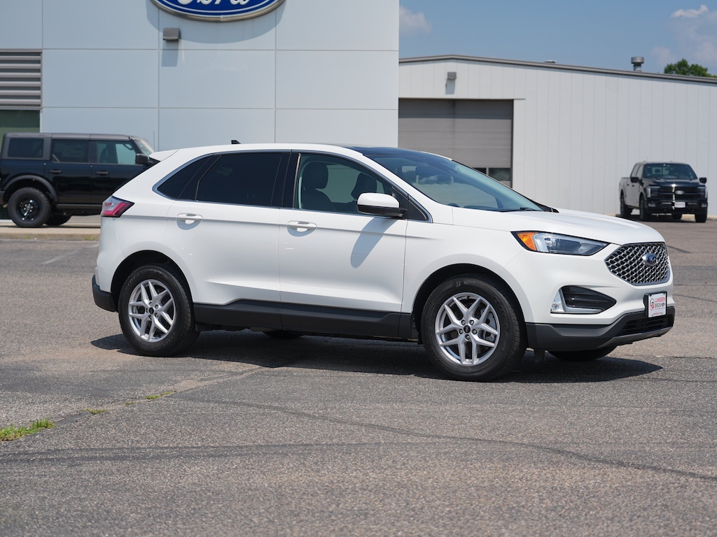 Used 2023 Ford Edge SEL SUV