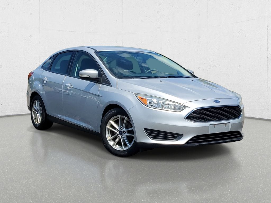 Used 2016 Ford Focus SE Sedan