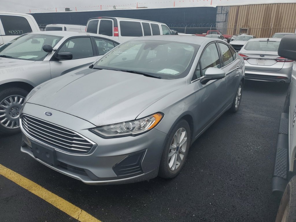 Used 2020 Ford Fusion SE Sedan