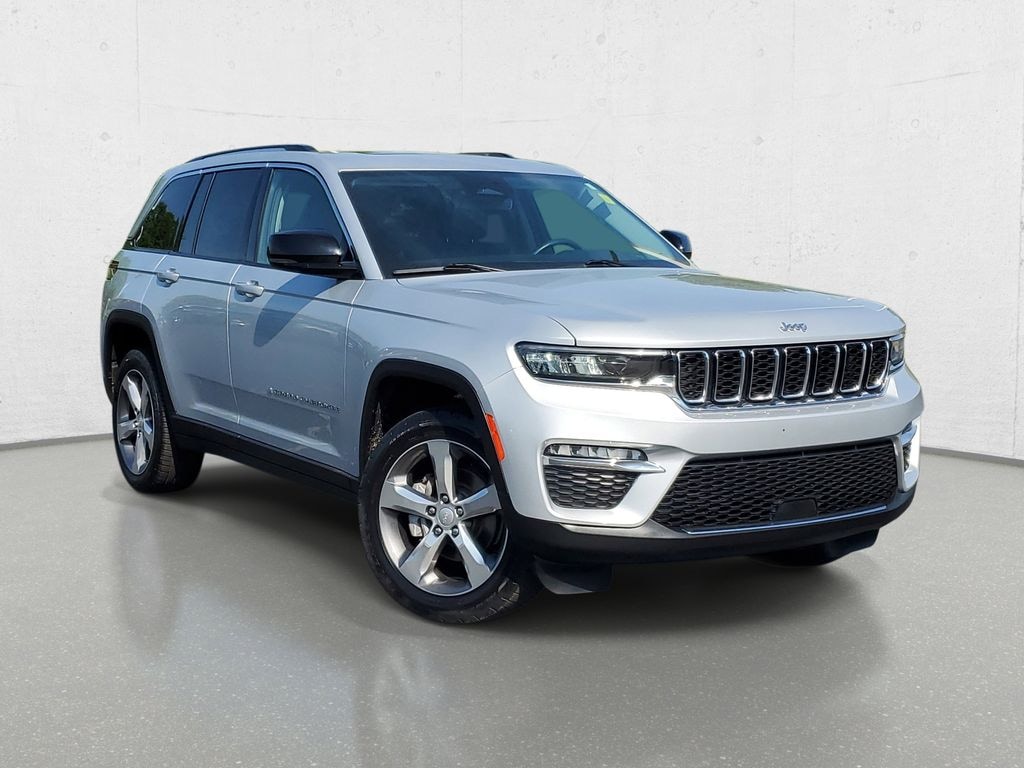 Used 2022 Jeep Grand Cherokee Limited SUV