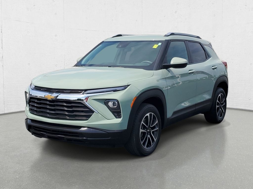 Used 2025 Chevrolet Trailblazer LT SUV