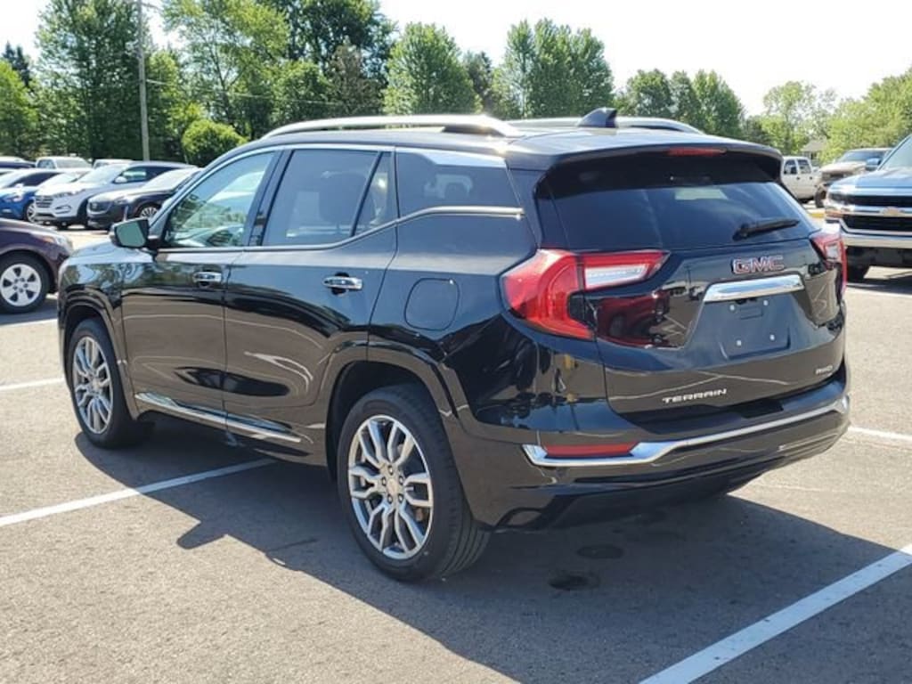 Used 2022 GMC Terrain Denali SUV