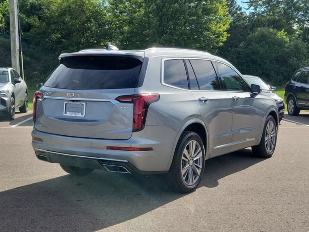 Used 2025 CADILLAC XT6 Premium Luxury SUV