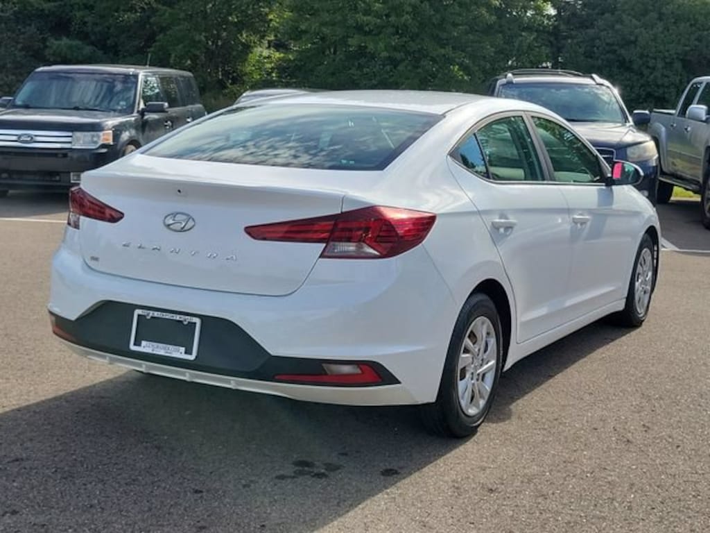 Used 2019 Hyundai Elantra SE Sedan