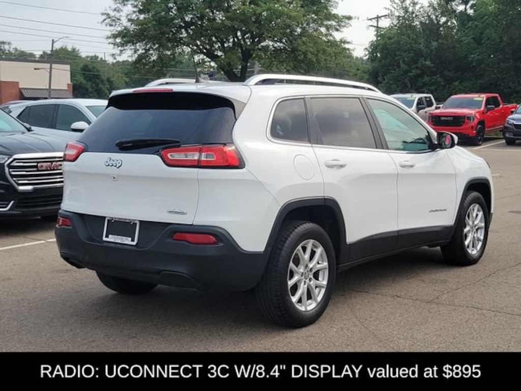 Used 2017 Jeep Cherokee Latitude SUV