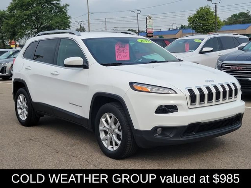 Used 2017 Jeep Cherokee Latitude SUV