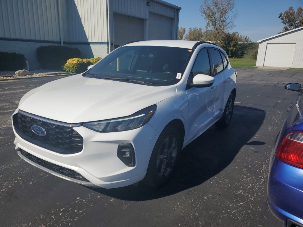 Used 2023 Ford Escape Hybrid ST-Line Select SUV