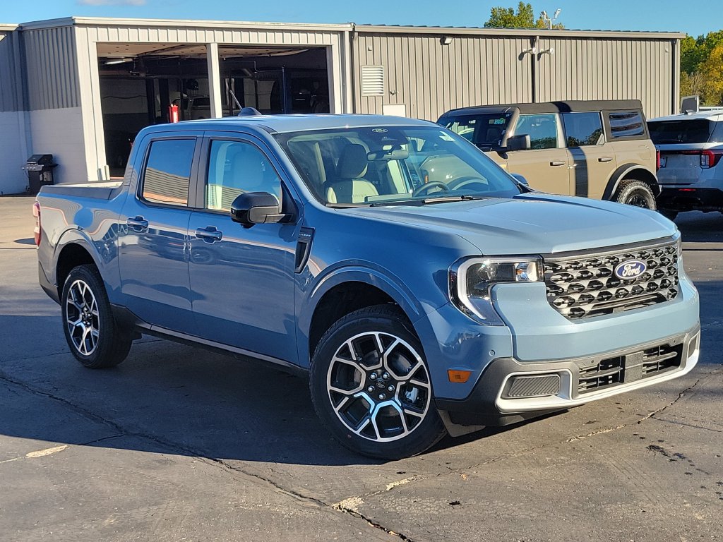 New 2026 Ford Maverick Lariat Truck SuperCrew