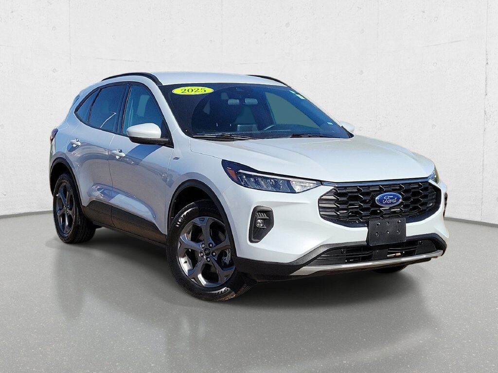 Used 2025 Ford Escape ST-Line Select SUV
