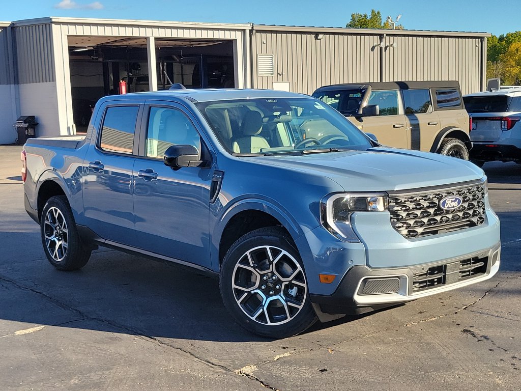New 2026 Ford Maverick Lariat Truck SuperCrew
