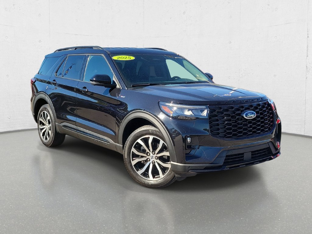 Used 2025 Ford Explorer ST-Line SUV