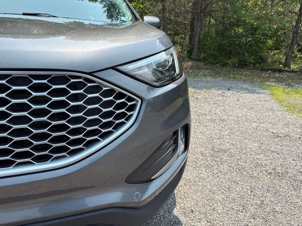 Used 2024 Ford Edge SEL SUV