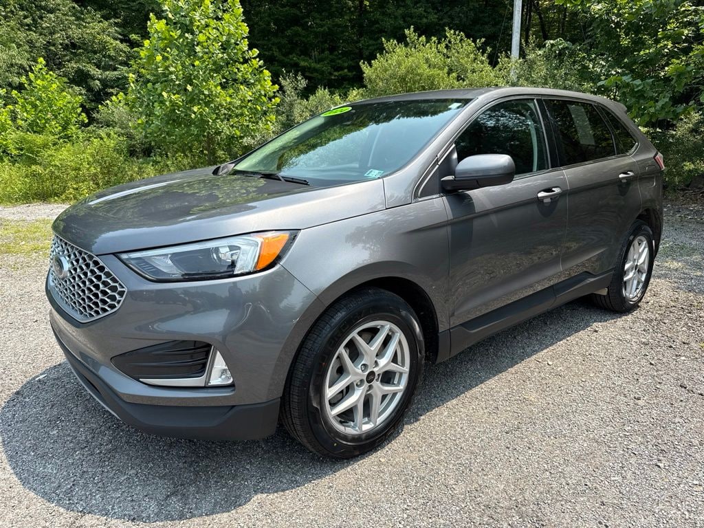 Used 2024 Ford Edge SEL SUV
