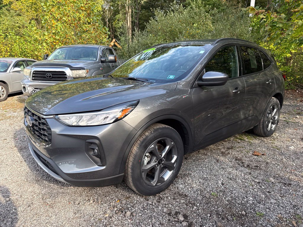 Used 2025 Ford Escape ST-Line Select SUV