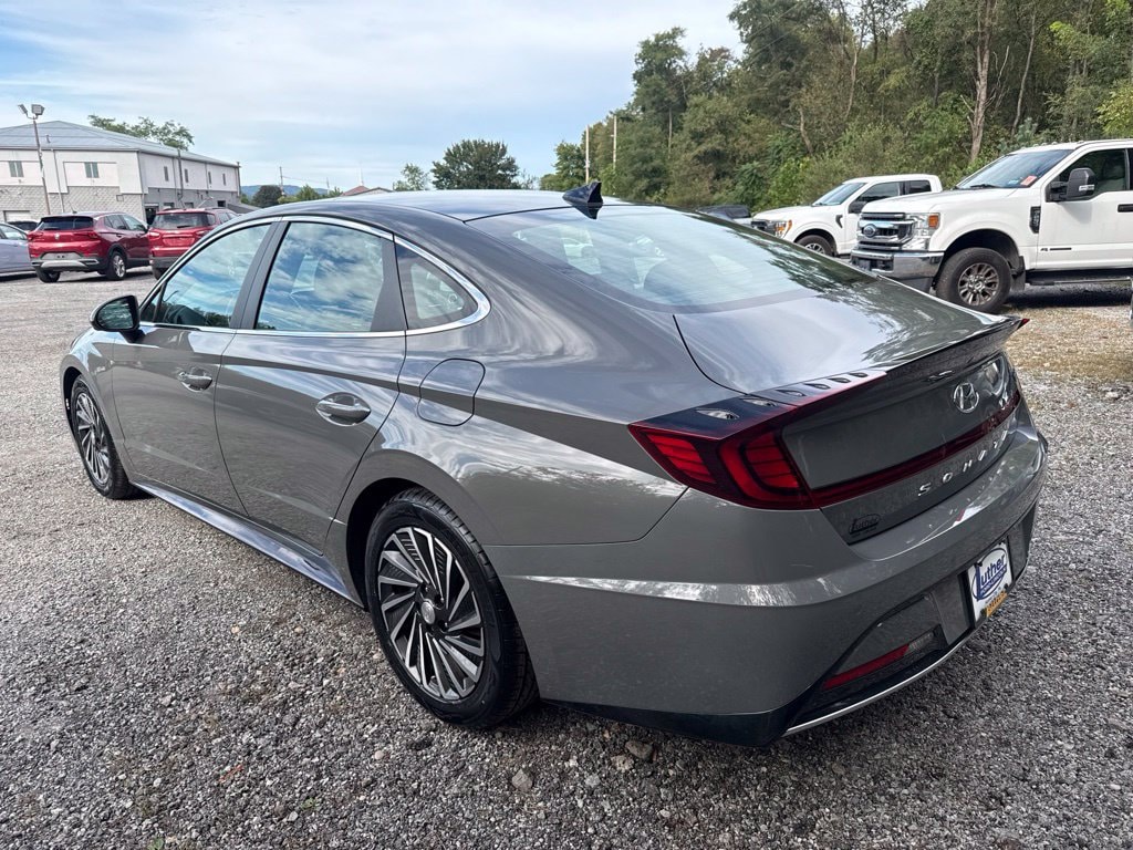 Used 2021 Hyundai Sonata Hybrid Limited Sedan