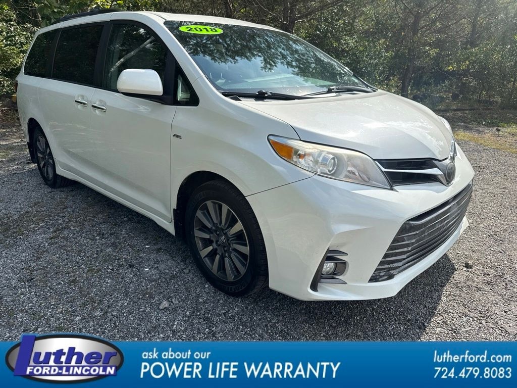 Used 2018 Toyota Sienna XLE Minivan/Van