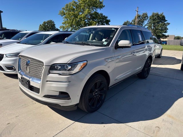 2022 Lincoln Navigator