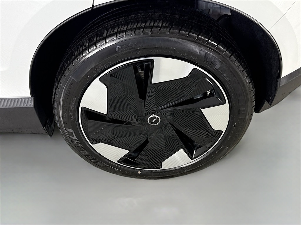 2026 Volvo EX30 Plus - Photo 29