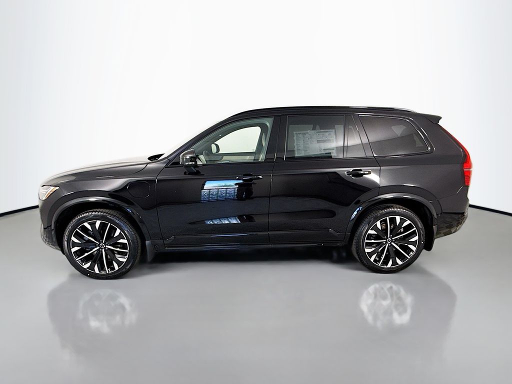 New 2026 Volvo XC90 plug-in hybrid T8 Ultra Dark Theme 7-Seater SUV