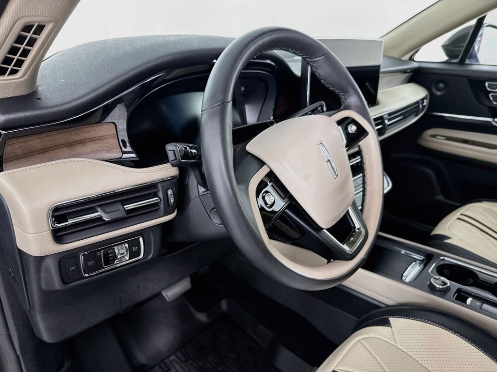Used 2025 Lincoln Corsair Reserve SUV