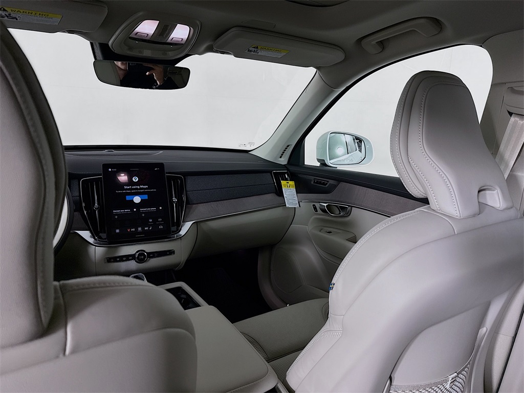 2026 Volvo XC90 Ultra - Photo 24
