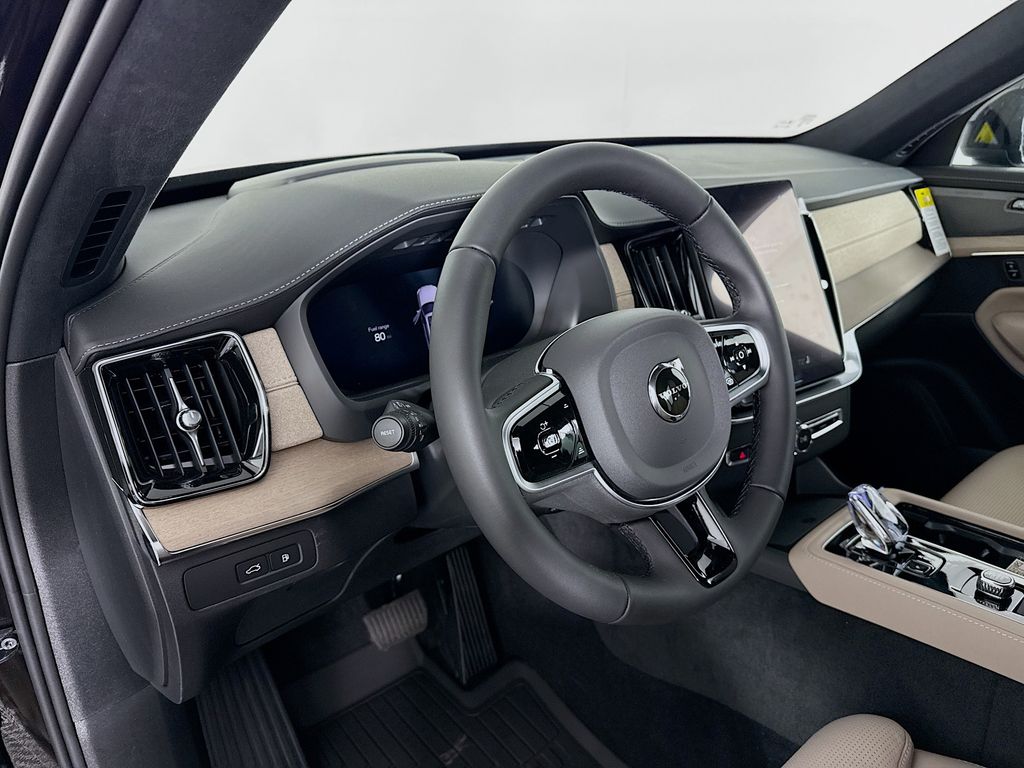 New 2026 Volvo XC90 plug-in hybrid T8 Ultra Dark Theme 7-Seater SUV
