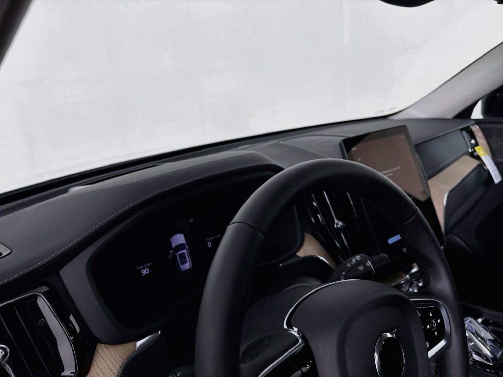 New 2027 Volvo XC60 plug-in hybrid T8 Ultra SUV