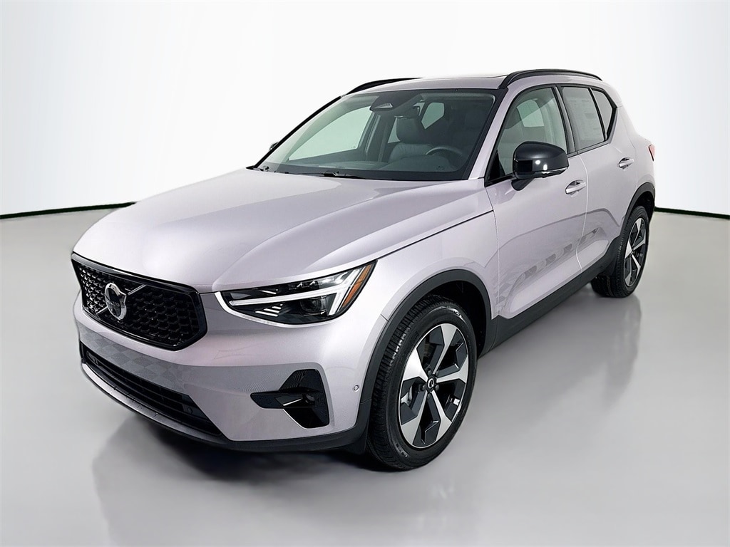 2026 Volvo XC40