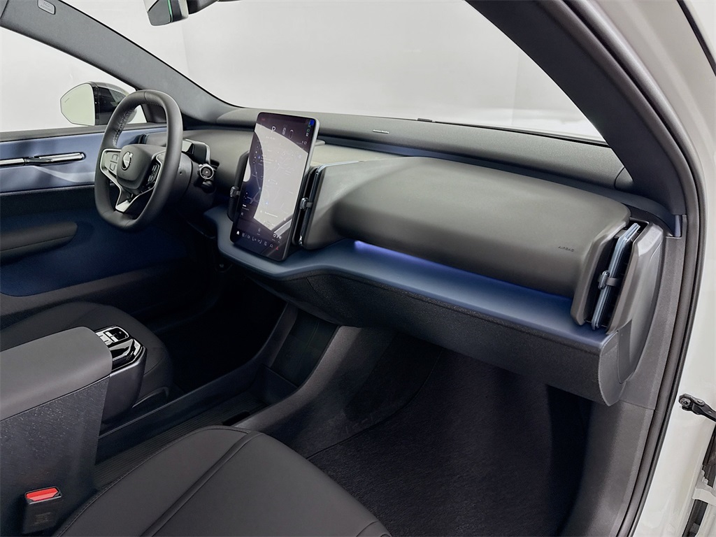 2026 Volvo EX30 Plus - Photo 28